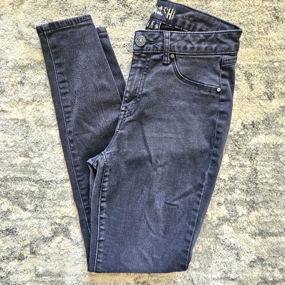 Rewash High Wasted Distressed Black Wash Skinny Jeans Size 3 Waist 26 - Picture 3 of 11